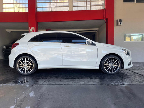 Imagen 5 de 10 de Mercedes-benz Clase A 2016 2.0 A 250 At Sport B.efficiency