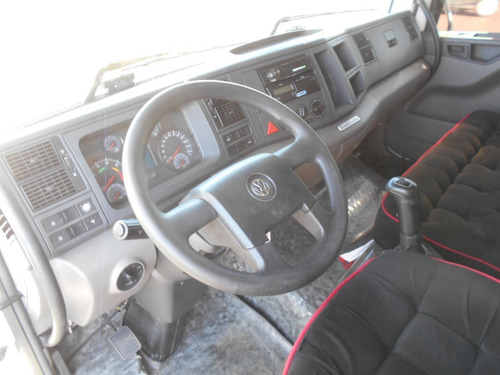 Imagem 6 de 15 de Volkswagen 24.280 2016 6x2 Rolon