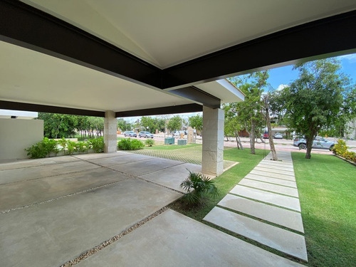 Imagen 3 de 30 de Casa En Venta En Cancun Lagos Del Sol , En El Lago