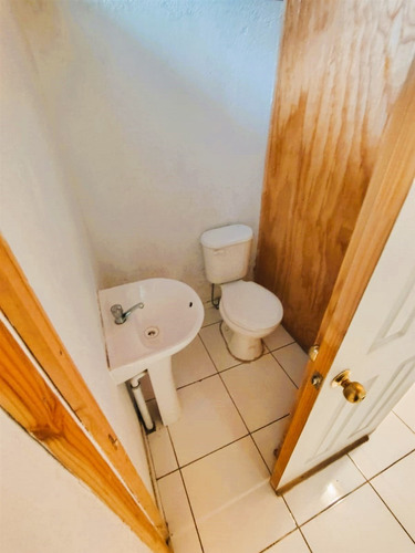 Casa En Venta De 3 Dormitorios 3 Baños En Puente Alto
