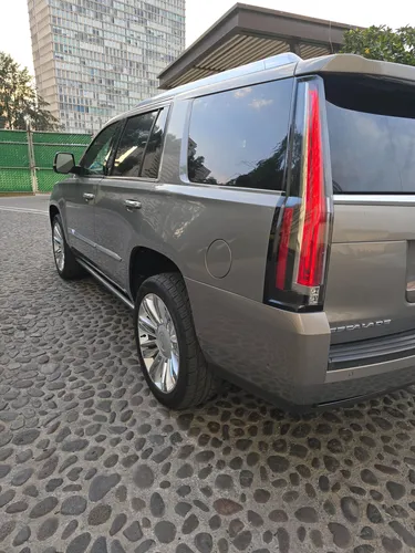 Cadillac Escalade 6.2 Plinum 4x4 At