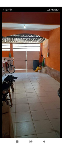Casa, Prédio Com 3 Casas