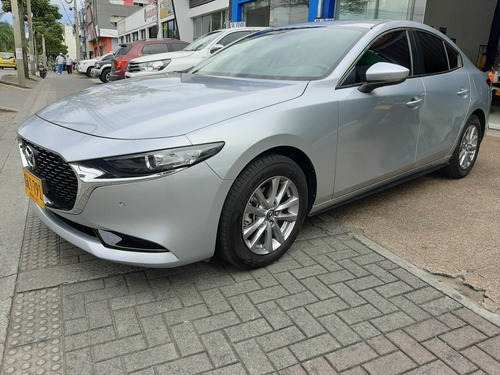 Mazda Mazda 3 Sedan