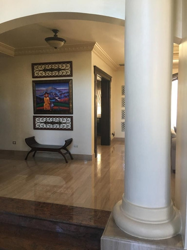 Imagen 10 de 21 de Majestuosa Residencia En La Parte Mas Exclusiva De Arroyo Ho