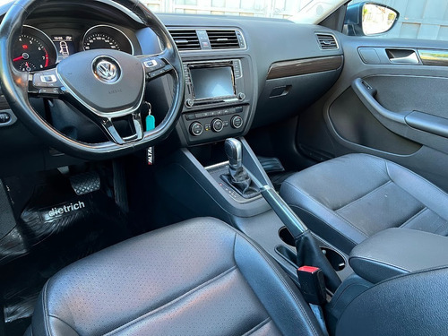 Imagen 7 de 25 de Volkswagen Vento Highline 1.4t Dsg 2018 / Unico Dueño