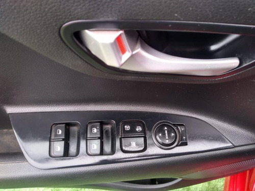 Kia Rio 4 Lx 1.4l 6mt Ac 2020