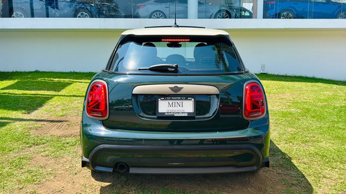 Mini Cooper Resolute