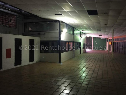 Se Vende Galpon Comercial En Catia Mls #23-2221