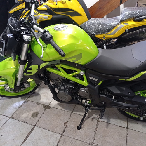 Imagen 19 de 21 de Benelli 302 S