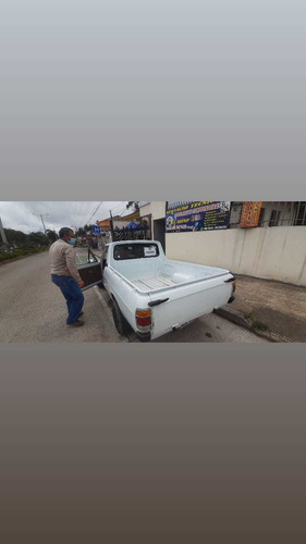 Imagen 5 de 6 de Datsun 1200