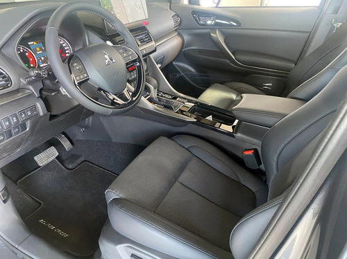 Mitsubishi Eclipse Cross 1.5 Hpe-S Black Turbo S-Awc Cvt 5P