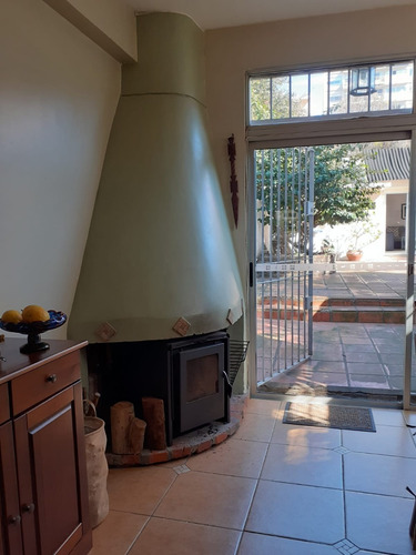 Venta, Excelente Ubicacion, 3 Dormitorios, Barbacoa!!