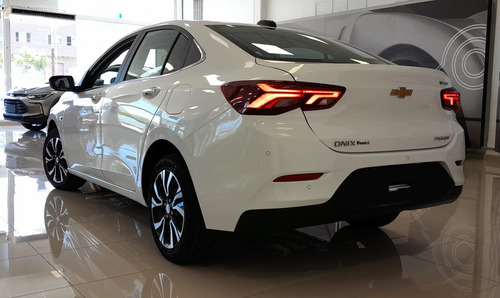 Chevrolet Onix plus 1.0 Turbo Premier At