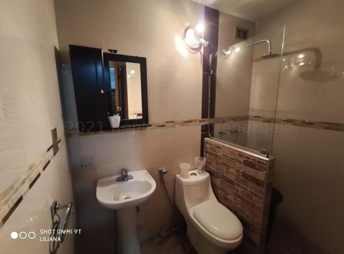 Imagen 5 de 10 de En Venta Apartamento Mls #21-12486