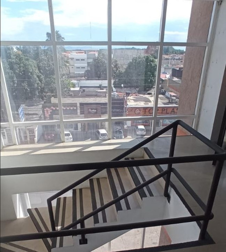 Imagen 16 de 16 de Edificio Centro Empresarial Teramo , Av. Ppal. Lechería, Sector El Peñonal, Lechería - Edo Anzoátegui.