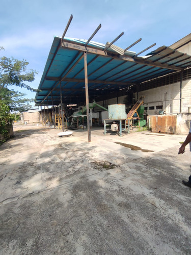 Se Vende Galpón Carretera Nacional. Cagua La Villa