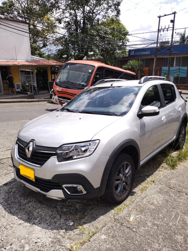 Renault Stepway 1.6 Expression / Zen