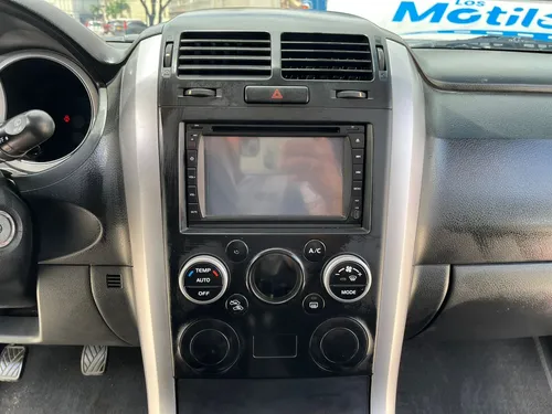 Suzuki Grand Vitara SZ 2.4 MT 4X2
