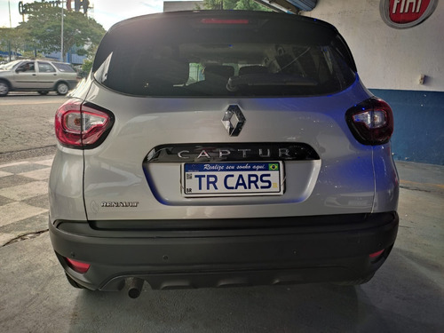 Imagem 5 de 9 de Captur Suv Life 1.6 (automatica, Unico Dono)