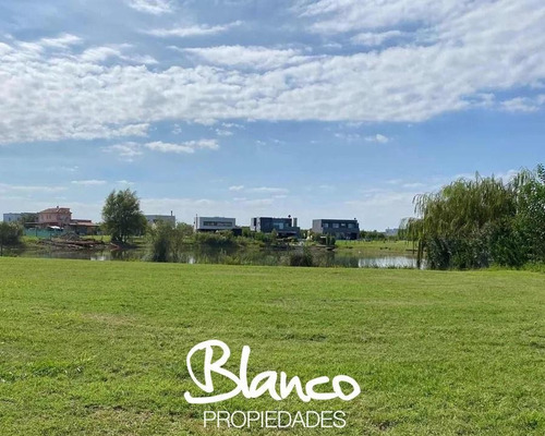 Imagen 2 de 7 de Excelente Lote Interno En El Barrio El Cantón - Norte