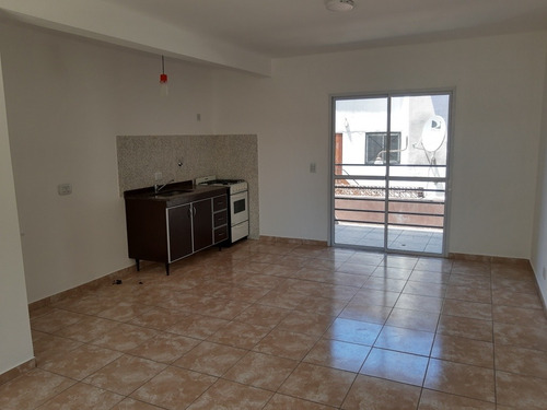 Imagen 9 de 9 de Departamento Sin Expensas Con Espacio Vehicular
