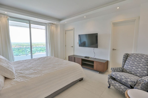 Vendo Lujoso Apartamento Ubicado En Marbella, Juan Dolió