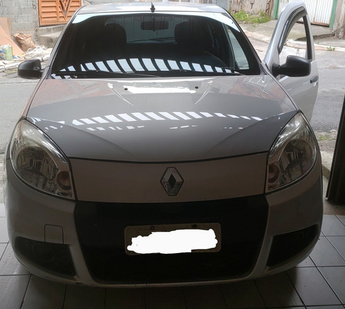 Renault Sandero 2013 1.0 16v Authentique Hi-flex 5p