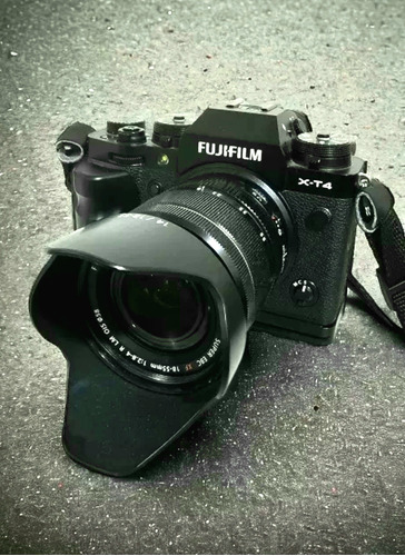 Cámara Fujifilm Xt4 Con Grip, Lente 18-55 Y Transmisor