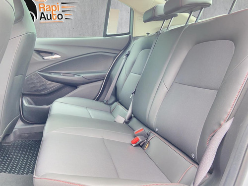 Chevrolet Onix 1.0T Premier Red Line At