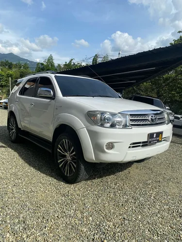 Toyota Fortuner 2.7l 4x2