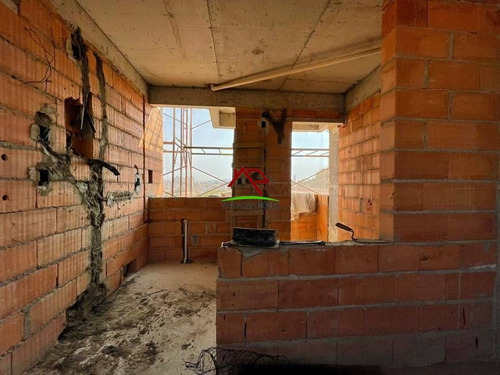 Imagem 4 de 18 de Ótima Área Privativa De 2 Quartos No Santa Amélia! - 2594