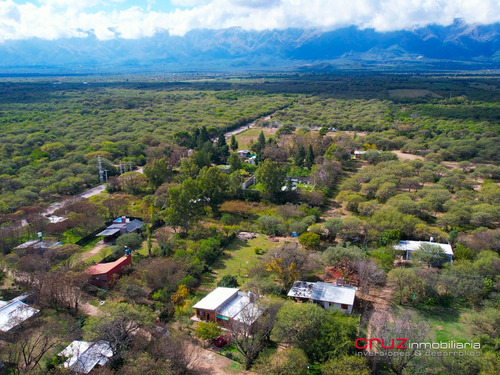 Casa De Campo De 150m2 En Carpintería, San Luis