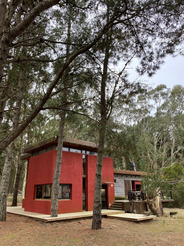 Imagen 1 de 14 de Casa De 5 Ambientes En El Bosque De Costa Esmeralda