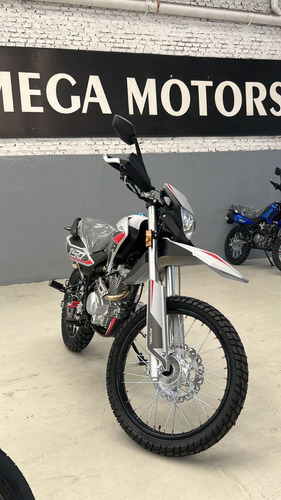 Motomel Skua 150 Silver Edition 0km 2025