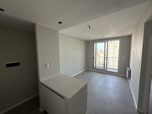 Venta Departamento Santa Fe- Torre Fenix En Boulevard Pellegrini