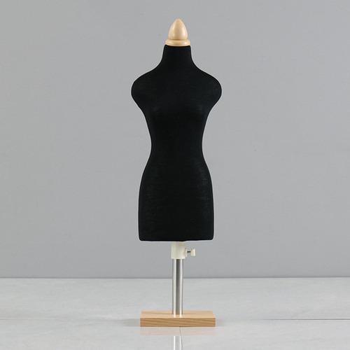 * Maniquí De Costura En Miniatura, Base Cuadrada De 46 Cm.