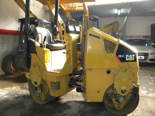 Caterpillar Cb-14 Vibrocompactador