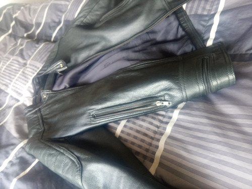 Campera Ay Not Dead Cuero Original Talle Small Negra