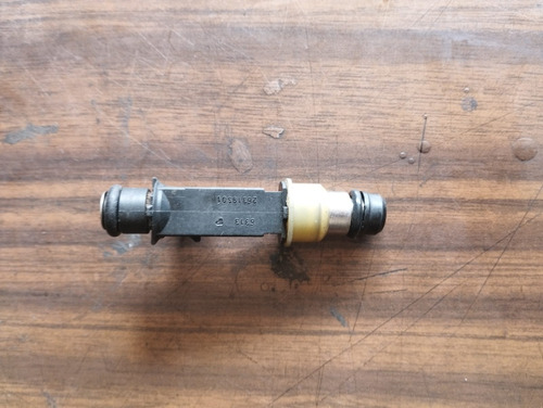 Inyector Chevy C2 1.6 04-08 Original 25319301 (Usado)