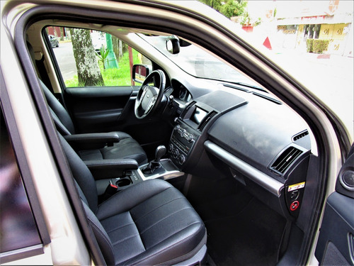 Imagen 12 de 15 de Land Rover Lr2 2014 Con 65 Mil Km Impecable Único Dueño