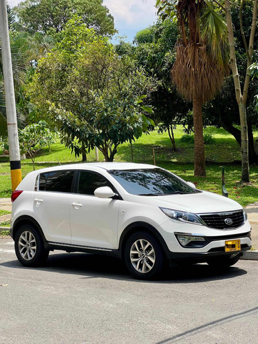 Kia Sportage 2.0 Revolution Gasolina 158 hp