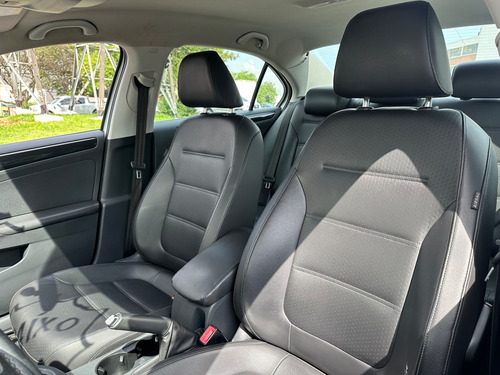 Volkswagen Jetta 2.0 TSI HIGHLINE 211CV GASOLINA 4P TIPTRONIC