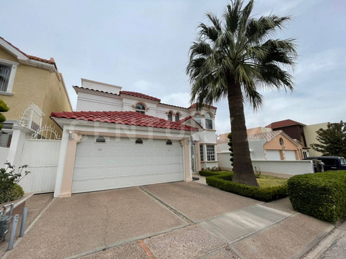 Casa En Venta En Haciendas Del Valle, Chihuahua