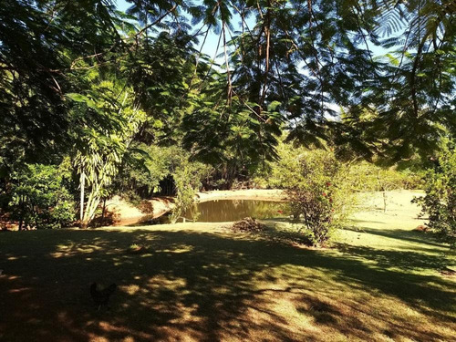 Imagem 13 de 13 de Essa É A Chácara Perfeita Para Quem Está Em Busca De Segurança E Principalmente Conforto, Confira: - 1475