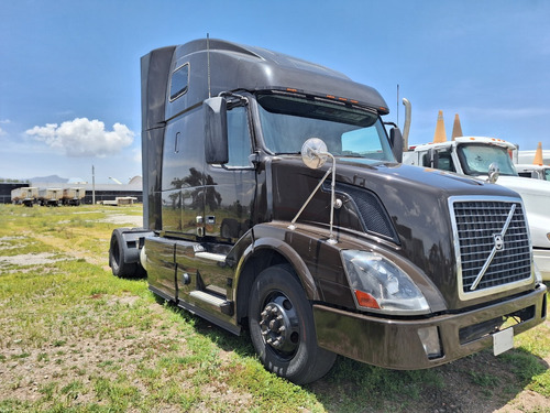 Volvo Vnl 730, 2015, D 13, 465 Hp, Fuller 10, Un Solo Eje