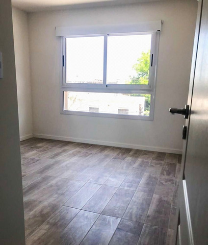 Departamento En Venta En Morón, G.b.a. Zona Oeste, Argentina