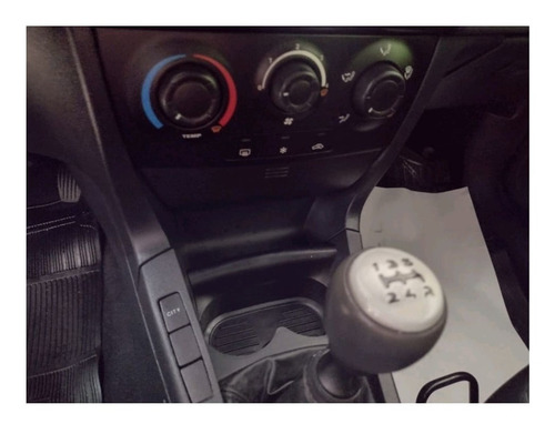 Imagem 7 de 11 de Fiat Stilo Attractive 1.8 8v Flex