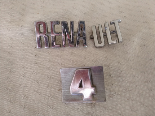 Insignia Renault 4. Renault Partida