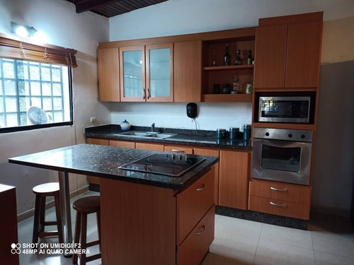 Imagen 4 de 13 de Conjunto Residencial De 3 Viviendas, Ubicado En El Sector Tusmare, Urb. Oripoto,