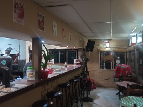 Pizzeria Abien Ubicada En Zona Muy Prospera